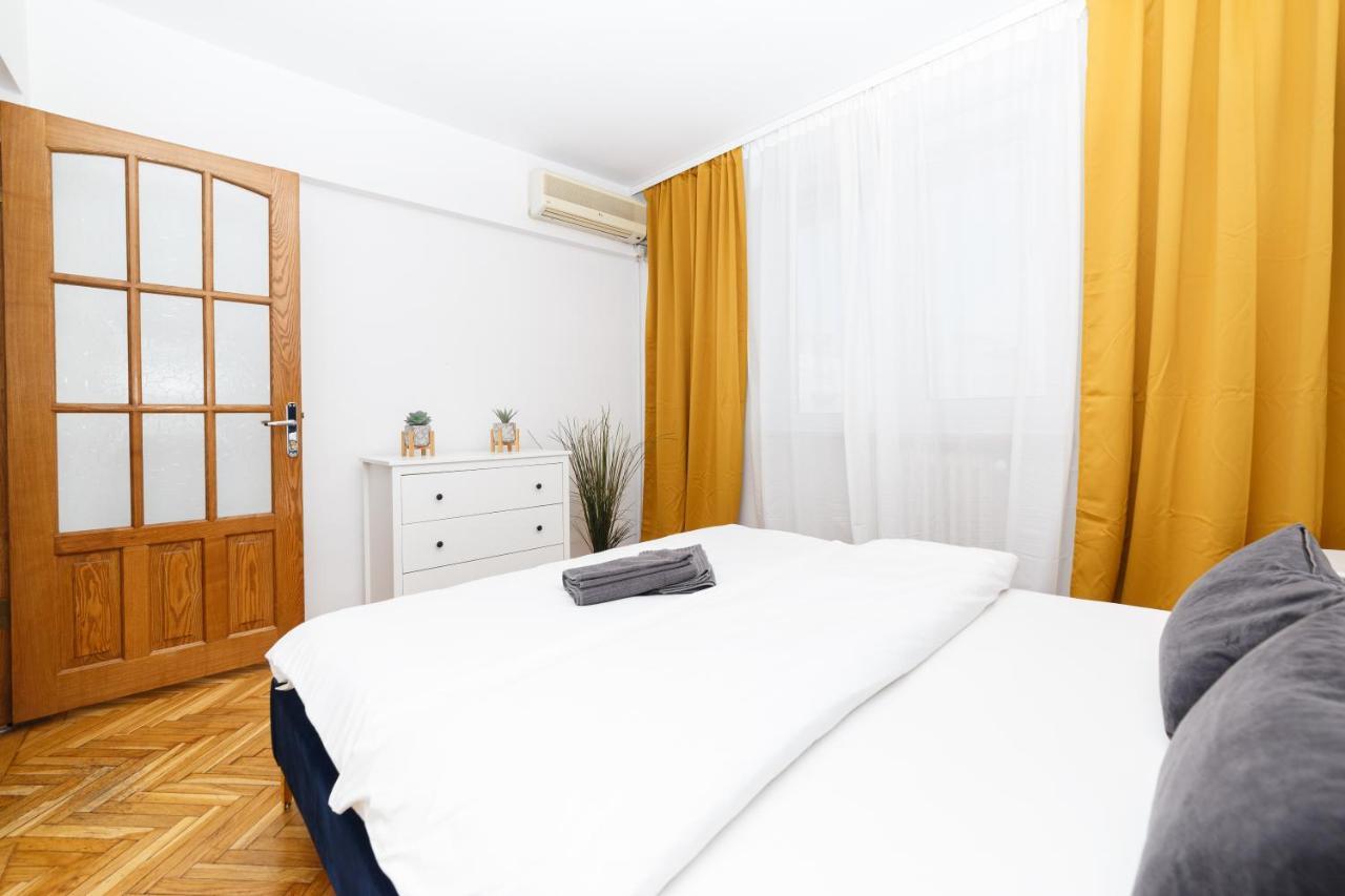 Color Ap Calea Victoriei 12C Apartman Bukarest Kültér fotó