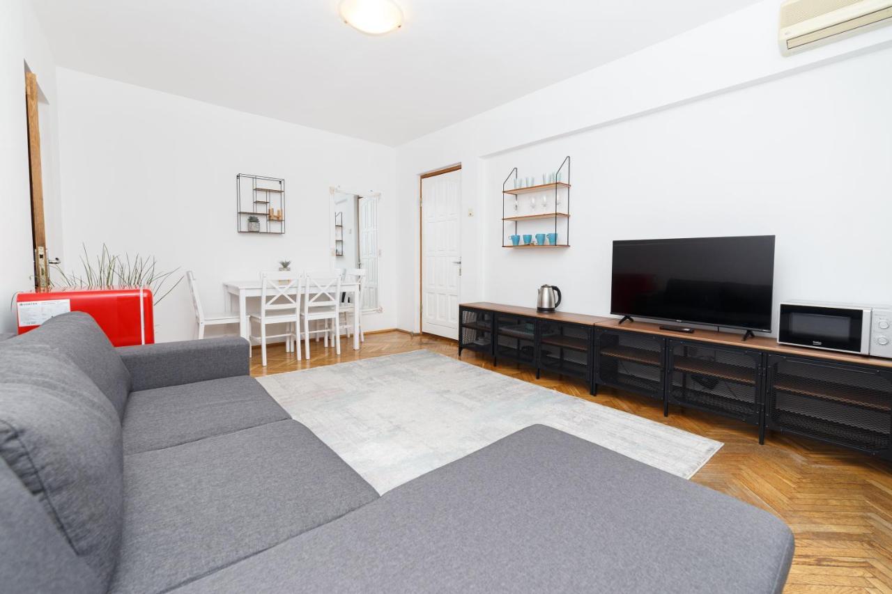 Color Ap Calea Victoriei 12C Apartman Bukarest Kültér fotó