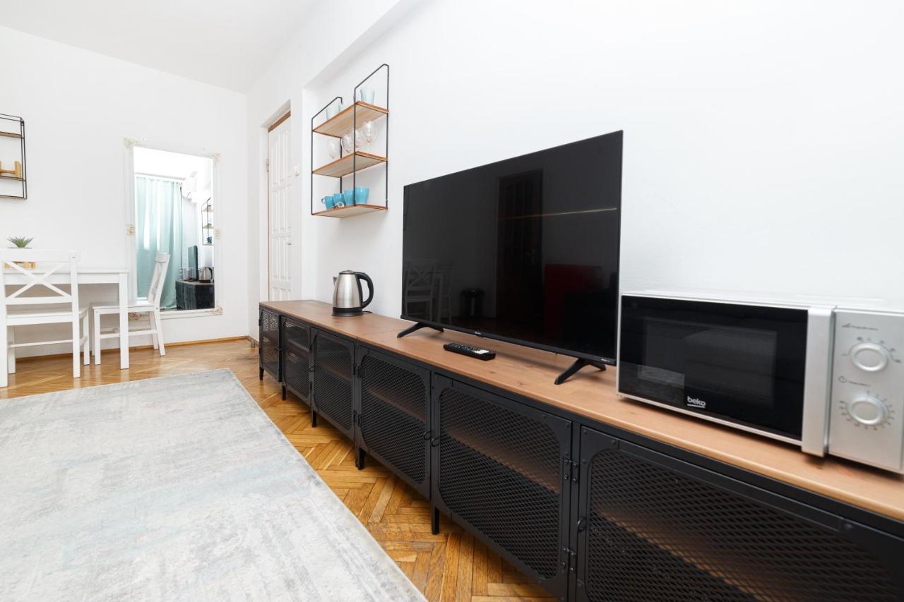 Color Ap Calea Victoriei 12C Apartman Bukarest Kültér fotó