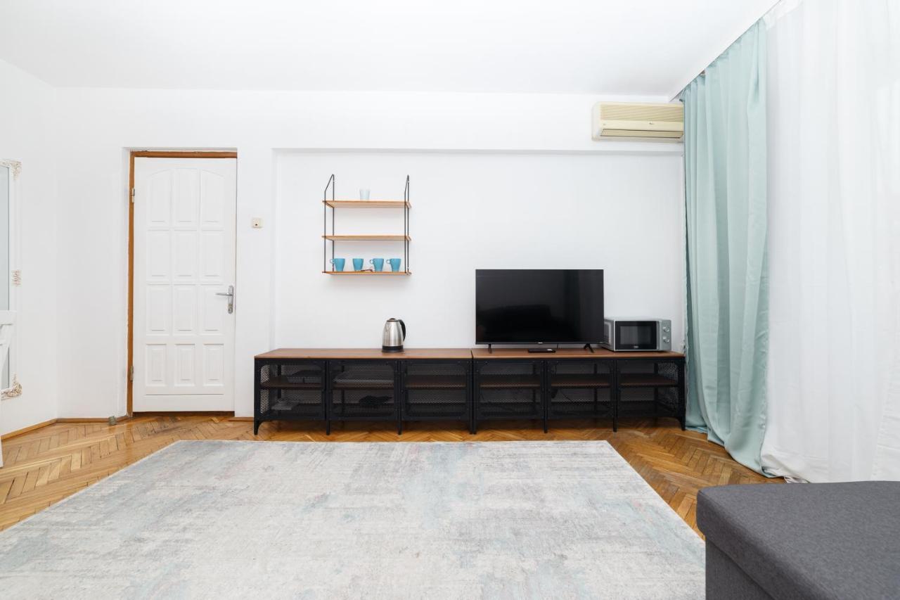 Color Ap Calea Victoriei 12C Apartman Bukarest Kültér fotó