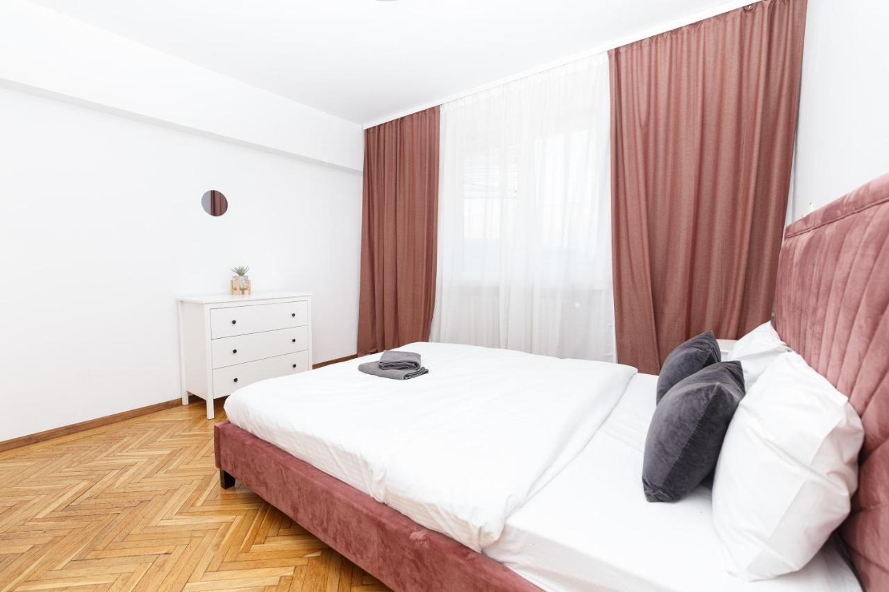 Color Ap Calea Victoriei 12C Apartman Bukarest Kültér fotó